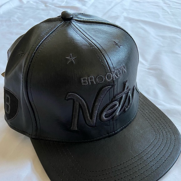 Brooklyn Nets Leather Hat - Picture 5 of 15